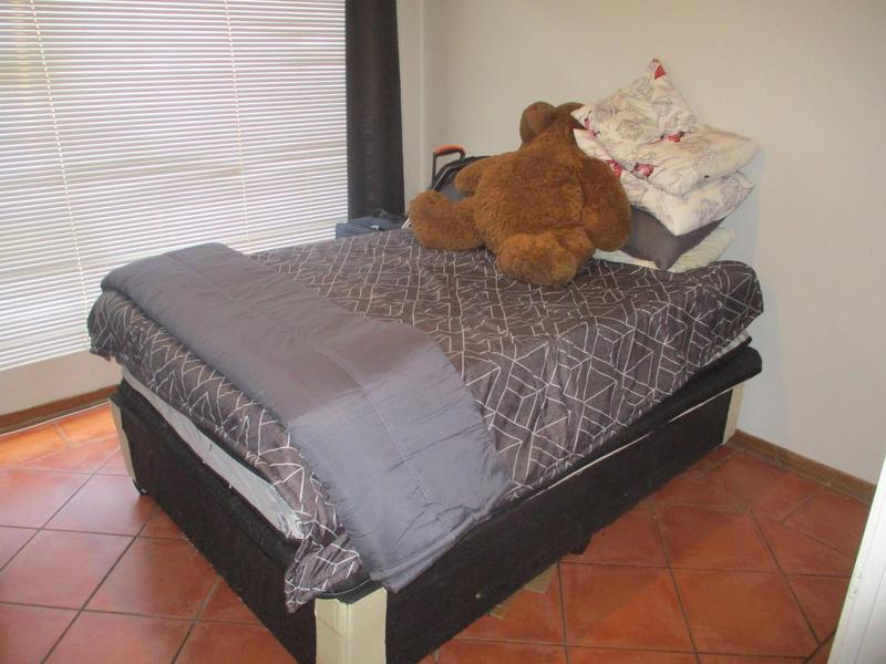 4 Bedroom Property for Sale in Langenhovenpark Free State